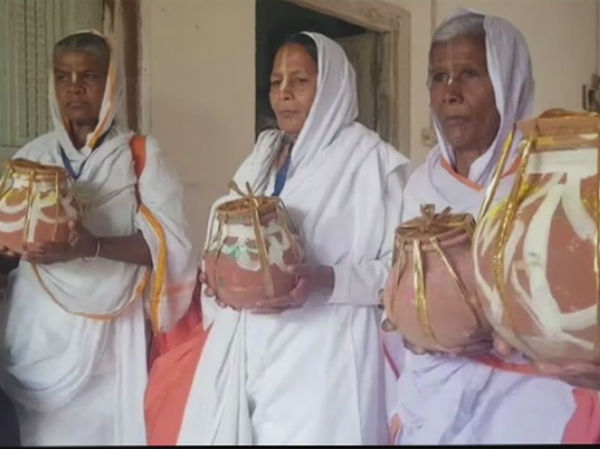 প্রধানমন্ত্রীর জন্য রঙ