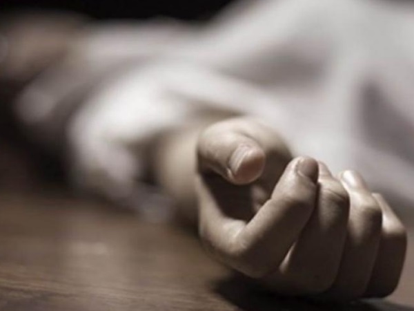 'ফেসবুক ফ্রেন্ড' এর হাতে খুন তরুণী, সামনে এল চাঞ্চল্যকর তথ্য 'ফেসবুক ফ্রেন্ড' এর হাতে খুন তরুণী, সামনে এল চাঞ্চল্যকর তথ্য