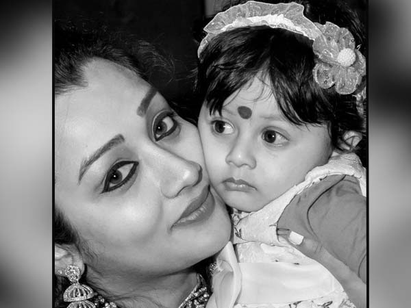 ছোট্ট ঐত্রীর মৃত্যুর ময়নাতদন্তের রিপোর্ট সামনে, স্পষ্ট আমরি-র গাফিলতি ছোট্ট ঐত্রীর মৃত্যুর ময়নাতদন্তের রিপোর্ট সামনে, স্পষ্ট আমরি-র গাফিলতি