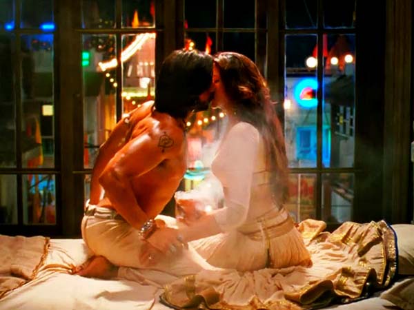 দীপিকা-র মুখেই সিক্রেট আউট, এনগেজমেন্ট নিয়ে অকপট পদ্মাবতের নায়িকা দীপিকা-র মুখেই সিক্রেট আউট, এনগেজমেন্ট নিয়ে অকপট পদ্মাবতের নায়িকা