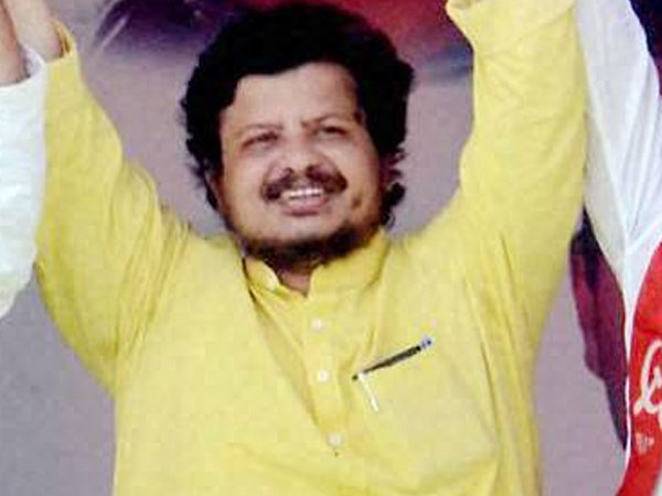 মমতাকে টুইট সিপিএমের বহিষ্কৃত সাংসদের মমতাকে টুইট সিপিএমের বহিষ্কৃত সাংসদের