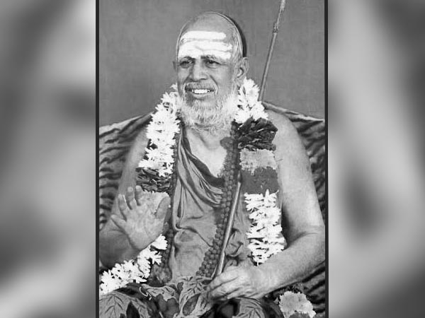 বিদায় কাঞ্চীর শঙ্করাচার্যের, নশ্বর দেহ ছাড়লেন হিন্দু ধর্মগুরু, টুইটে শোকবার্তা মোদী-মমতার বিদায় কাঞ্চীর শঙ্করাচার্যের, নশ্বর দেহ ছাড়লেন হিন্দু ধর্মগুরু, টুইটে শোকবার্তা মোদী-মমতার
