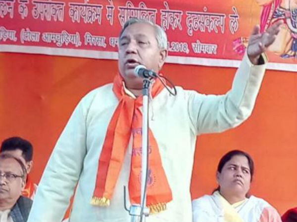 ধর্মতলায় ধর্মান্তকরণের উসকানিতে উত্তাল পরিস্থিতি, গ্রেফতার হিন্দু সংহতির উপদেষ্টা ধর্মতলায় ধর্মান্তকরণের উসকানিতে উত্তাল পরিস্থিতি, গ্রেফতার হিন্দু সংহতির উপদেষ্টা