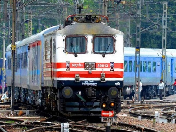 বিজেপি শাসিত রাজ্যগুলিকে বাড়তি আর্থিক সুবিধা দিয়ে বাংলাকে রেল বঞ্চনা কেন্দ্রের বিজেপি শাসিত রাজ্যগুলিকে বাড়তি আর্থিক সুবিধা দিয়ে বাংলাকে রেল বঞ্চনা কেন্দ্রের