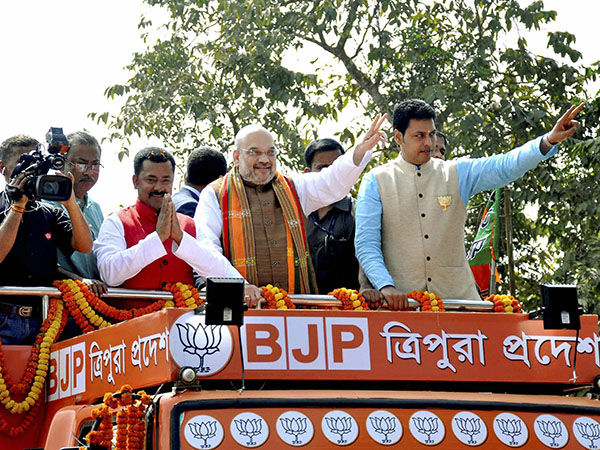 ত্রিপুরায় ক্ষমতায় আসবে তারাই, তারকা প্রচারে আত্মবিশ্বাসী বিজেপি ত্রিপুরায় ক্ষমতায় আসবে তারাই, তারকা প্রচারে আত্মবিশ্বাসী বিজেপি