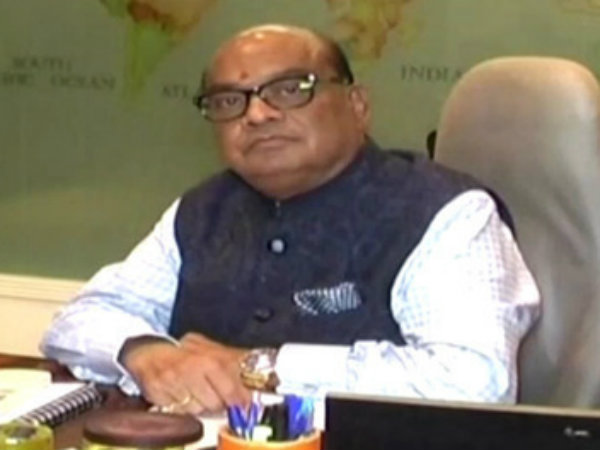 ব্যাঙ্ক প্রতারণা! সিবিআই আদালতে বিশেষ ব্যবস্থার আবেদন হেফাজতে থাকা রোটোম্যাক মালিকের ব্যাঙ্ক প্রতারণা! সিবিআই আদালতে বিশেষ ব্যবস্থার আবেদন হেফাজতে থাকা রোটোম্যাক মালিকের