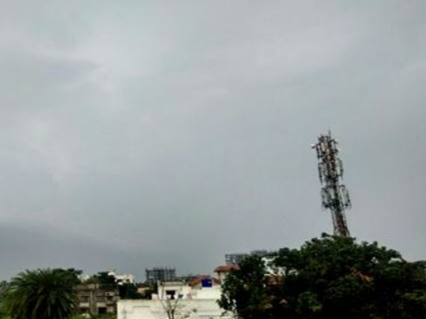 সকাল থেকেই মেঘলা আকাশ, সপ্তাহান্তের জন্য আর কী বলছে হাওয়া অফিস সকাল থেকেই মেঘলা আকাশ, সপ্তাহান্তের জন্য আর কী বলছে হাওয়া অফিস