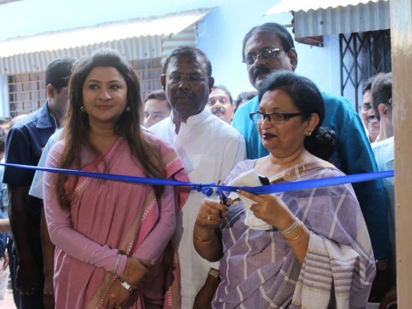 মমতা বন্দ্যোপাধ্যায়ের ‘সাধু’ উদ্যোগ, ডেন্টাল কলেজ-হাসপাতালে নয়া পরিষেবায় খুশির হাওয়া মমতা বন্দ্যোপাধ্যায়ের ‘সাধু’ উদ্যোগ, ডেন্টাল কলেজ-হাসপাতালে নয়া পরিষেবায় খুশির হাওয়া