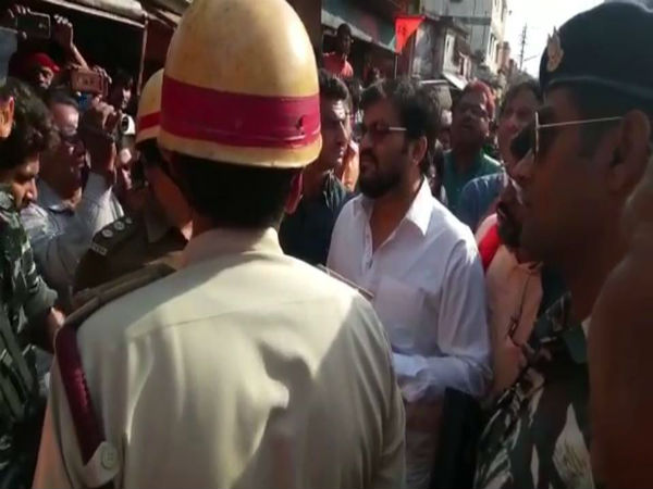 আসানসোলে ঢুকতে বাধা স্থানীয় সাংসদ বাবুলকে! পুলিশের সঙ্গে তর্কাতর্কি, ফিরতে হল লকেটকেও আসানসোলে ঢুকতে বাধা স্থানীয় সাংসদ বাবুলকে! পুলিশের সঙ্গে তর্কাতর্কি, ফিরতে হল লকেটকেও