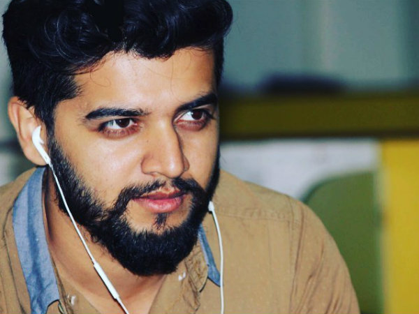 মুম্বইয়ে জনপ্রিয় টেলি অভিনেতার অস্বাভাবিক মৃত্যু ঘিরে রহস্য মুম্বইয়ে জনপ্রিয় টেলি অভিনেতার অস্বাভাবিক মৃত্যু ঘিরে রহস্য