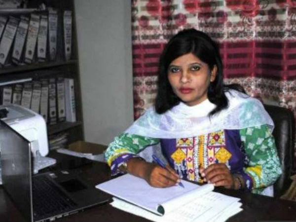 পাক সেনেট-এ প্রথম হিন্দু দলিত মহিলা হিসাবে ইতিহাস গড়লেন কৃষ্ণা পাক সেনেট-এ প্রথম হিন্দু দলিত মহিলা হিসাবে ইতিহাস গড়লেন কৃষ্ণা