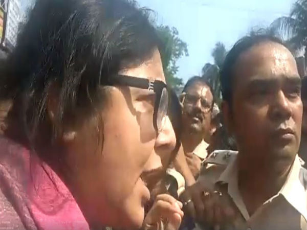 আসানসোলে ঢুকতে বাধা স্থানীয় সাংসদ বাবুলকে! পুলিশের সঙ্গে তর্কাতর্কি, ফিরতে হল লকেটকেও আসানসোলে ঢুকতে বাধা স্থানীয় সাংসদ বাবুলকে! পুলিশের সঙ্গে তর্কাতর্কি, ফিরতে হল লকেটকেও