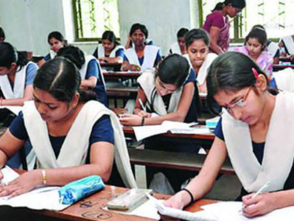 মাধ্যমিকের প্রশ্নপত্র ফাঁসের অভিযোগ, তোলপাড় মালদা মাধ্যমিকের প্রশ্নপত্র ফাঁসের অভিযোগ, তোলপাড় মালদা