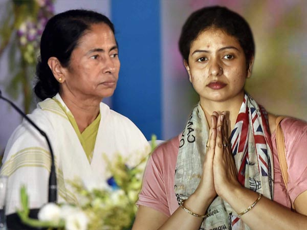 মহম্মদ শামি -কাণ্ডে সমধানসূত্র বার করতে হাসিন সাহায্য় চান মমতার মহম্মদ শামি -কাণ্ডে সমধানসূত্র বার করতে হাসিন সাহায্য় চান মমতার