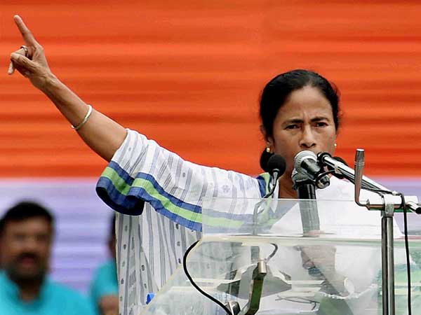 ২০১৯-এ বিজেপি ‘ফিনিশে’র বার্তা মমতার ২০১৯-এ বিজেপি ‘ফিনিশে’র বার্তা মমতার
