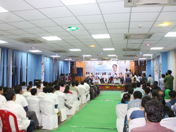 মিটল সমস্যা, আর আহমেদ ডেন্টাল কলেজ পেল শতাধিক রুমের হস্টেল মিটল সমস্যা, আর আহমেদ ডেন্টাল কলেজ পেল শতাধিক রুমের হস্টেল