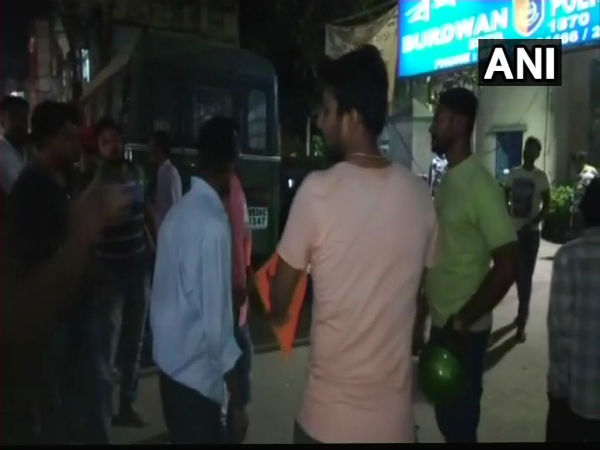 রামনবমীর প্যাণ্ডেলে হামলা! বিজেপির অভিযোগ শাসকদলের দিকে রামনবমীর প্যাণ্ডেলে হামলা! বিজেপির অভিযোগ শাসকদলের দিকে