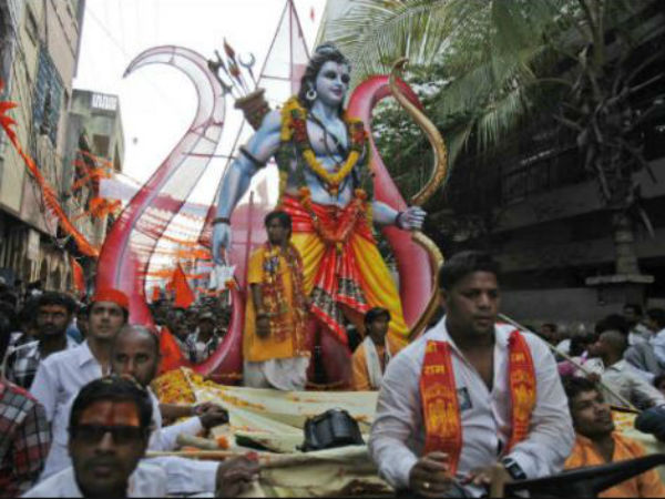 রামনবমী উদযাপন ঘিরে বন্ধ ইন্টারনেট পরিষেবা, কোথায় ঘটল এমন রামনবমী উদযাপন ঘিরে বন্ধ ইন্টারনেট পরিষেবা, কোথায় ঘটল এমন