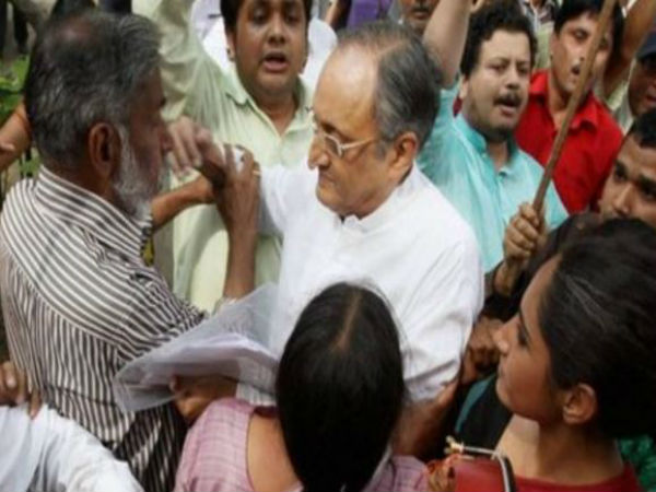 পঞ্চায়েত নির্বাচনের আগেই দল পাচ্ছেন ঋতব্রত! দিল্লিতে মমতার সঙ্গে সাক্ষাতে জল্পনা পঞ্চায়েত নির্বাচনের আগেই দল পাচ্ছেন ঋতব্রত! দিল্লিতে মমতার সঙ্গে সাক্ষাতে জল্পনা