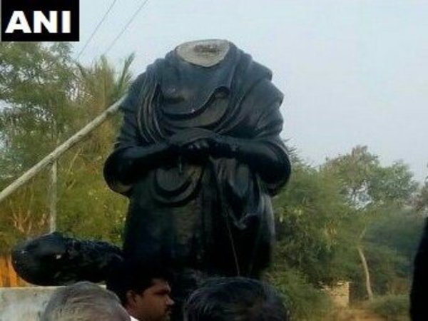 ত্রিপুরার জের চলছেই, দক্ষিণের রাজ্যে আবারও মূর্তির অবমাননা ত্রিপুরার জের চলছেই, দক্ষিণের রাজ্যে আবারও মূর্তির অবমাননা