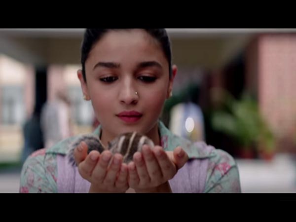 খোঁজ শুরু হয় সেই মহিলার!