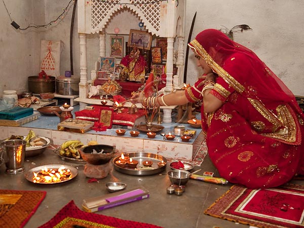 ঠাকুর ঘর ও জলের ব্যবহার
