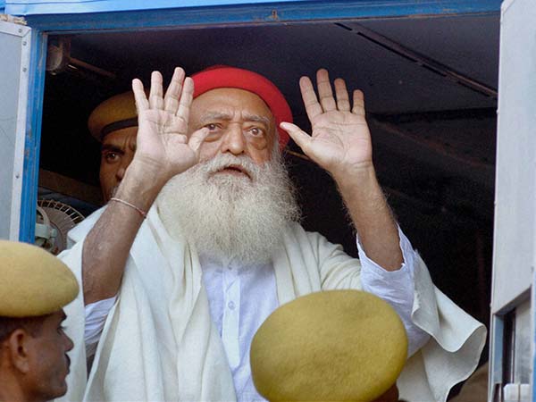 আরও দুই মামলা ঝুলে