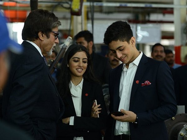 বলিউডে কি পা রাখতে চলেছেন শাহেনশা অমিতাভের নাতি অগস্ত্য ! জল্পনা তুঙ্গে বলিউডে কি পা রাখতে চলেছেন শাহেনশা অমিতাভের নাতি অগস্ত্য ! জল্পনা তুঙ্গে