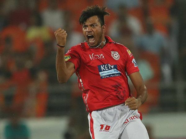 পাটা পিচে বিধ্বংসী বোলিং রাজপুতের পাটা পিচে বিধ্বংসী বোলিং রাজপুতের