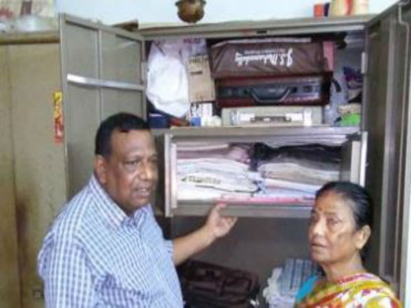 ডাকাতির অভিযোগে ধৃত শিক্ষক ও সরকারি কর্মী, জেনে নিন বিস্তারিত ডাকাতির অভিযোগে ধৃত শিক্ষক ও সরকারি কর্মী, জেনে নিন বিস্তারিত