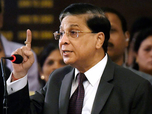 সুপ্রিমকোর্টের প্রধান বিচারপতির এজলাসে মানা সিবাল-সিংভি-তঙ্খাকে! বিসিআই-এর নির্দেশ ঘিরে বিতর্ক সুপ্রিমকোর্টের প্রধান বিচারপতির এজলাসে মানা সিবাল-সিংভি-তঙ্খাকে! বিসিআই-এর নির্দেশ ঘিরে বিতর্ক