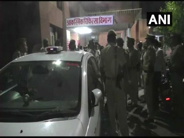কাঠুয়ার ছায়া এবার যোগী রাজ্যে! নাবালিকাকে ধর্ষণ করে হত্যার অভিযোগ কাঠুয়ার ছায়া এবার যোগী রাজ্যে! নাবালিকাকে ধর্ষণ করে হত্যার অভিযোগ
