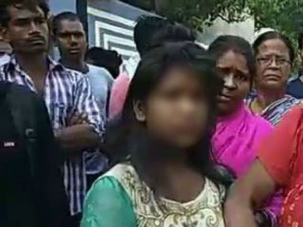নাবালককে মারধরের অভিযোগে আটক কিশোরী, উত্তেজনা রাজ্যের এই অংশে নাবালককে মারধরের অভিযোগে আটক কিশোরী, উত্তেজনা রাজ্যের এই অংশে