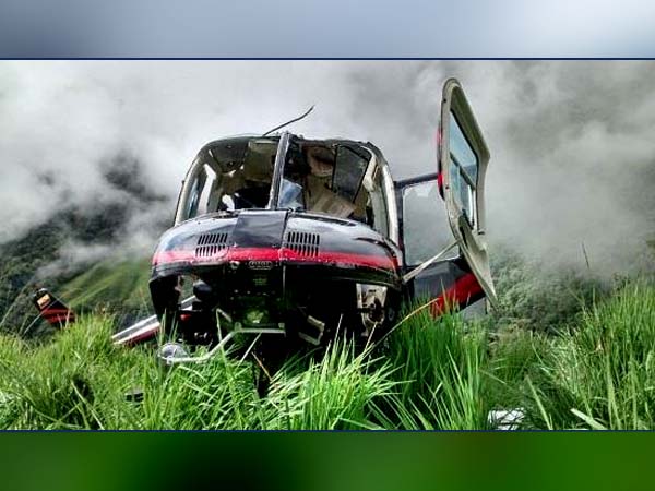 উদ্ধারকারী হেলিকপ্টারের ব্লেডে ছিন্নভিন্ন হয়ে গেল দেহ, এক মর্মান্তিক ঘটনার সাক্ষী হল বিশ্ব উদ্ধারকারী হেলিকপ্টারের ব্লেডে ছিন্নভিন্ন হয়ে গেল দেহ, এক মর্মান্তিক ঘটনার সাক্ষী হল বিশ্ব