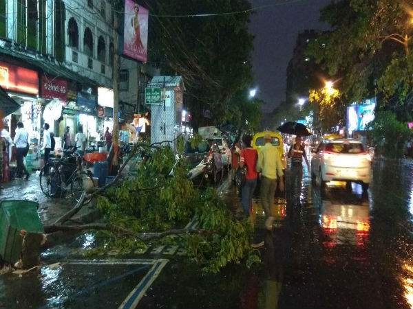 কালবৈশাখী ফেরাল আয়লার স্মৃতি! কী বলছেন আবহবিদরা কালবৈশাখী ফেরাল আয়লার স্মৃতি! কী বলছেন আবহবিদরা