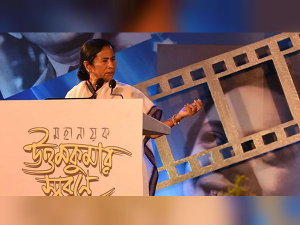 পঞ্চায়েত নির্বাচনের ডামাডোলে কী ভাবে অবসর সময় কাটাচ্ছেন মমতা বন্দ্যোপাধ্যায় পঞ্চায়েত নির্বাচনের ডামাডোলে কী ভাবে অবসর সময় কাটাচ্ছেন মমতা বন্দ্যোপাধ্যায়