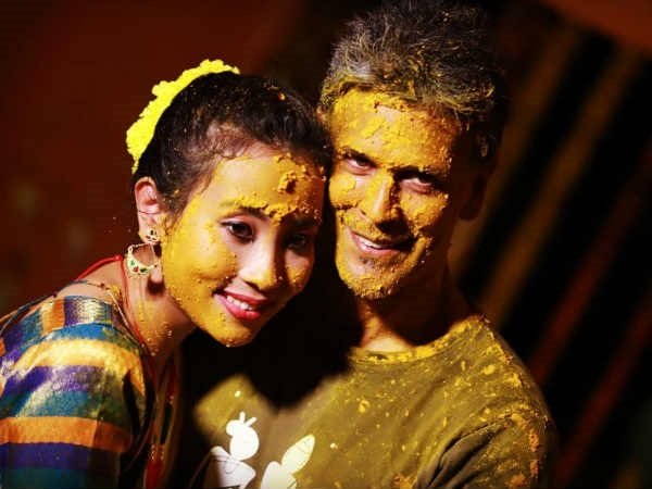 প্রেম নিয়ে ট্রোল