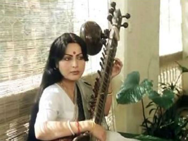 ফের পর্দায় আসছেন অভিমনেত্রী রাখী , মতি নন্দীর লেখা গল্প নিয়ে তৈরি হচ্ছে ছবি ফের পর্দায় আসছেন অভিমনেত্রী রাখী , মতি নন্দীর লেখা গল্প নিয়ে তৈরি হচ্ছে ছবি