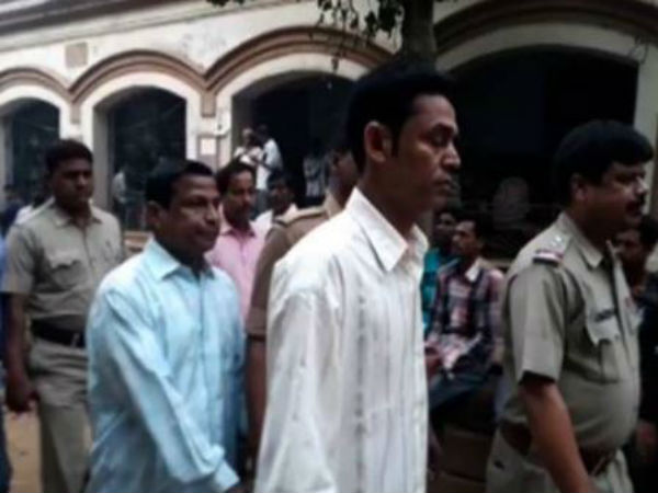 পাড়ুইয়ের সাগর ঘোষ হত্যা মামলায় ২ জনের যাবজ্জীবন কারাদণ্ড পাড়ুইয়ের সাগর ঘোষ হত্যা মামলায় ২ জনের যাবজ্জীবন কারাদণ্ড