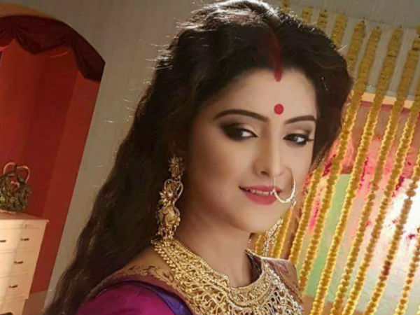 হিন্দি সিরিয়ালে ঘনিষ্ঠ দৃশ্যে অভিনয়ের প্রস্তাব, কী জবাব দিলেন এই বাঙালি টেলি অভিনেত্রী হিন্দি সিরিয়ালে ঘনিষ্ঠ দৃশ্যে অভিনয়ের প্রস্তাব, কী জবাব দিলেন এই বাঙালি টেলি অভিনেত্রী