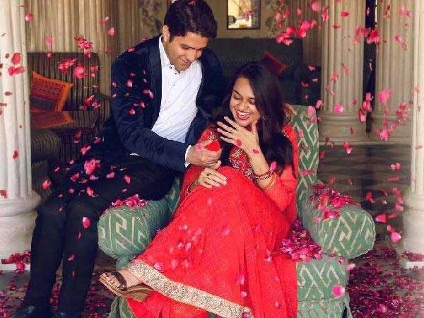 কার বিয়ে ঘিরে অনুপ্রেরণা পাওয়ার কথা বললেন রাহুল! পোস্ট হল টুইট কার বিয়ে ঘিরে অনুপ্রেরণা পাওয়ার কথা বললেন রাহুল! পোস্ট হল টুইট