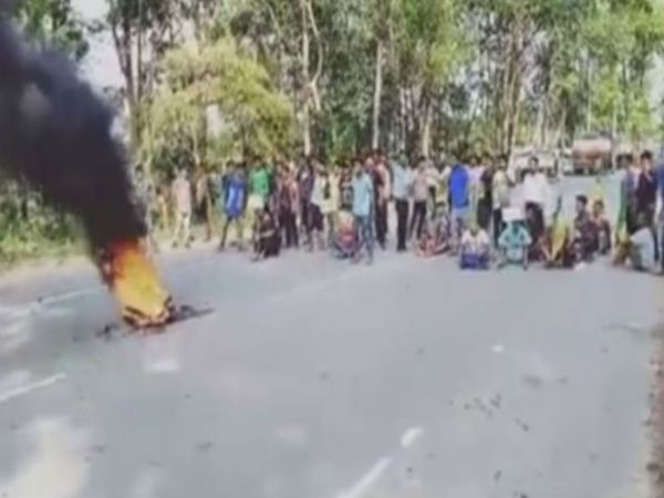 ত্রিপুরায় ক্ষমতাসীন জোট সঙ্গীর মধ্যে সংঘর্ষ! রাজনৈতিক মহলে চাঞ্চল্য ত্রিপুরায় ক্ষমতাসীন জোট সঙ্গীর মধ্যে সংঘর্ষ! রাজনৈতিক মহলে চাঞ্চল্য