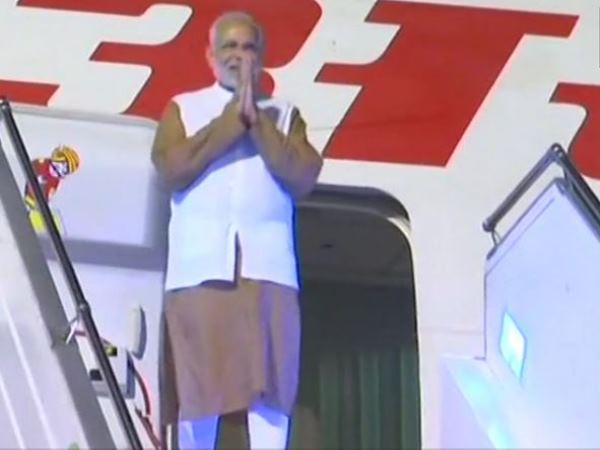 দক্ষিণ-পূর্ব এশিয়া সফরে প্রধানমন্ত্রী মোদী দক্ষিণ-পূর্ব এশিয়া সফরে প্রধানমন্ত্রী মোদী