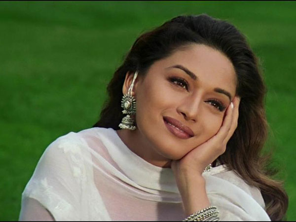 'মা' এর ভূমিকায় অভিনয়!