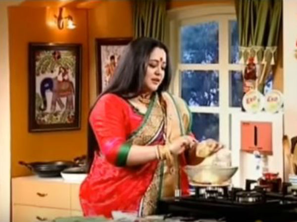 জিভে জল আনা বাংলাদেশী পদের রান্না নিয়ে নতুনভাবে আসছে রান্নাঘর জিভে জল আনা বাংলাদেশী পদের রান্না নিয়ে নতুনভাবে আসছে রান্নাঘর
