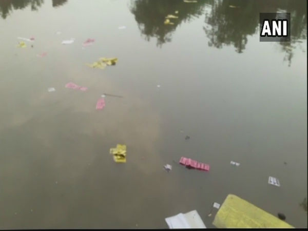 কলকাতার কাছে জ্যাংড়ায় ভোট সন্ত্রাস কলকাতার কাছে জ্যাংড়ায় ভোট সন্ত্রাস