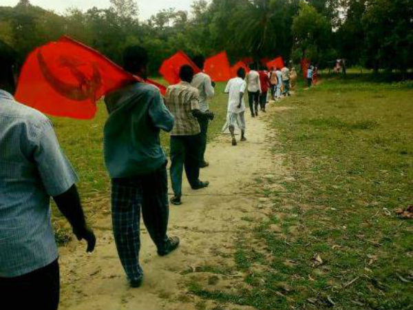 রাস্তায় দাঁড়িয়ে আছে উন্নয়ন বিতর্কের মাঝেই ভ্যানিস ৫ প্রার্থী! ই-মেল মনোনয়নে নয়া খোলসার জল্পনা রাস্তায় দাঁড়িয়ে আছে উন্নয়ন বিতর্কের মাঝেই ভ্যানিস ৫ প্রার্থী! ই-মেল মনোনয়নে নয়া খোলসার জল্পনা