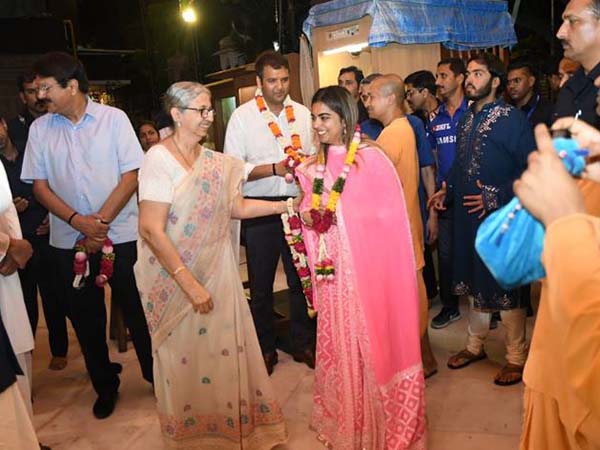 আনন্দ পরিমাল সম্পর্কে কিছু তথ্য