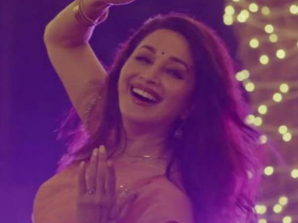 ফের নাচের তালে মাধুরী! বাকেট লিস্ট ফিল্মের এই গানের ভিডিও এখন ভাইরাল ফের নাচের তালে মাধুরী! বাকেট লিস্ট ফিল্মের এই গানের ভিডিও এখন ভাইরাল