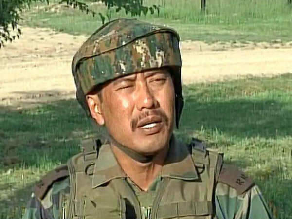 মেজর লিতুল গগৈ শ্রীনগরে, জানতেন না তাঁর কমান্ডাররা মেজর লিতুল গগৈ শ্রীনগরে, জানতেন না তাঁর কমান্ডাররা